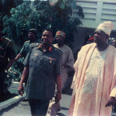 Asiwaju Bola Tinubu behind Abacha with late MKO Abiola during a visit to Gen Sanni Abacha and Gen Oladipo Diya over June 12 visit